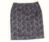 Ladies' skirt with flower lace covered