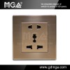 MGA Q7L Series C05/13 L 13A electrical socket