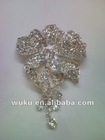 flower design crystal metal brooch