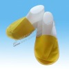 Nonwoven close slipper