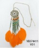 21"+2" METAL CHAIN NECKLACE W/CHAIN+FEATHER+WOOD/PLASTIC BEADS PENDANT