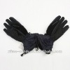 we are the factory of producing snowbroad gloves